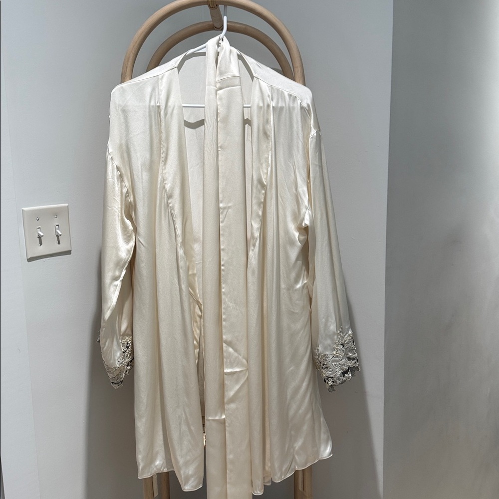 La Perla Ivory Satin Robe with Lace Cuffs